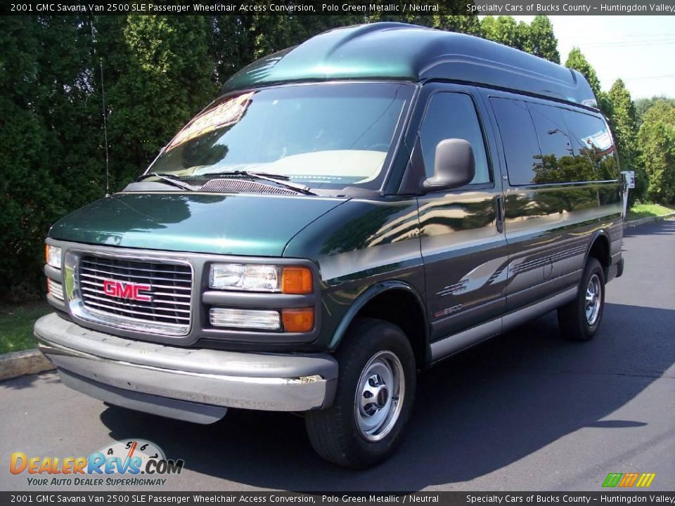 2001 GMC Savana Van 2500 SLE Passenger Wheelchair Access Conversion Polo Green Metallic / Neutral Photo #5