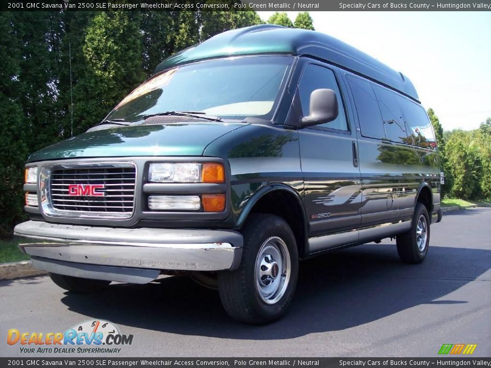 2001 GMC Savana Van 2500 SLE Passenger Wheelchair Access Conversion Polo Green Metallic / Neutral Photo #6