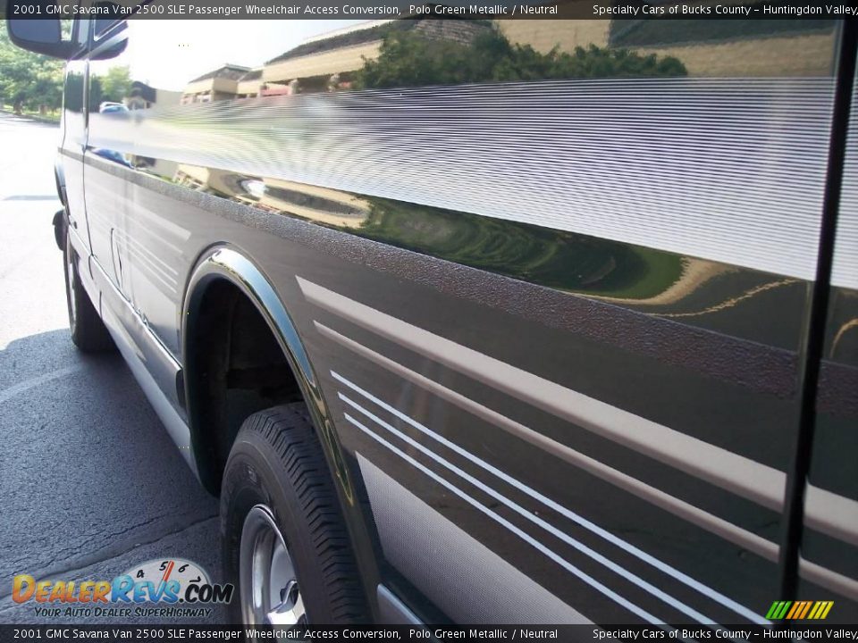 2001 GMC Savana Van 2500 SLE Passenger Wheelchair Access Conversion Polo Green Metallic / Neutral Photo #10