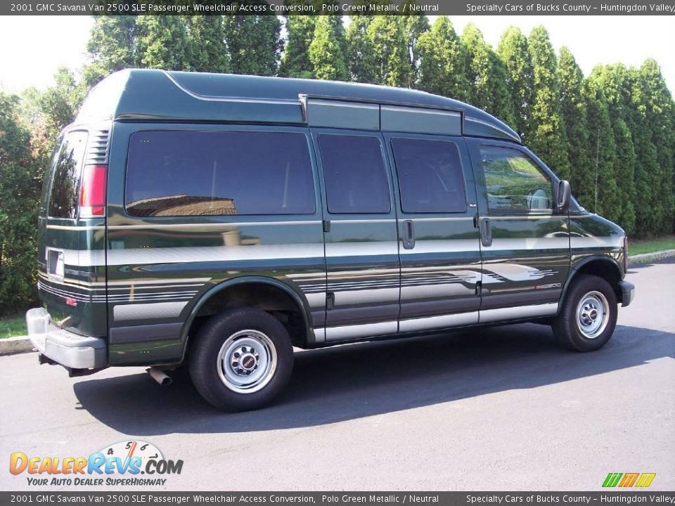 2001 GMC Savana Van 2500 SLE Passenger Wheelchair Access Conversion Polo Green Metallic / Neutral Photo #17