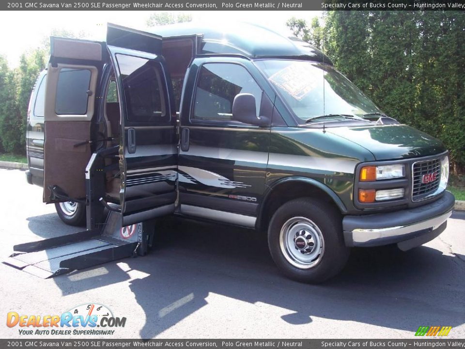 2001 GMC Savana Van 2500 SLE Passenger Wheelchair Access Conversion Polo Green Metallic / Neutral Photo #19