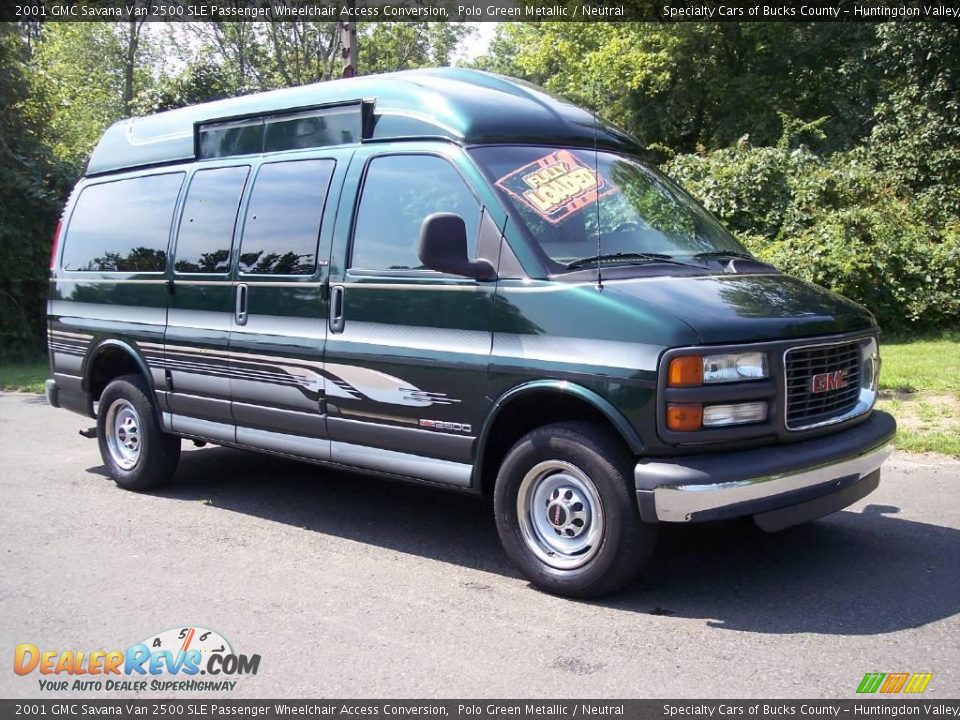 2001 GMC Savana Van 2500 SLE Passenger Wheelchair Access Conversion Polo Green Metallic / Neutral Photo #36