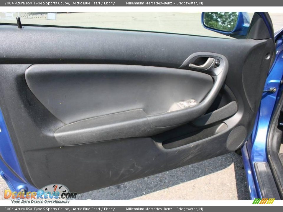 2004 Acura RSX Type S Sports Coupe Arctic Blue Pearl / Ebony Photo #9