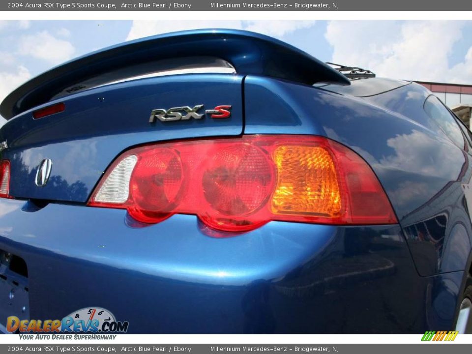 2004 Acura RSX Type S Sports Coupe Arctic Blue Pearl / Ebony Photo #19