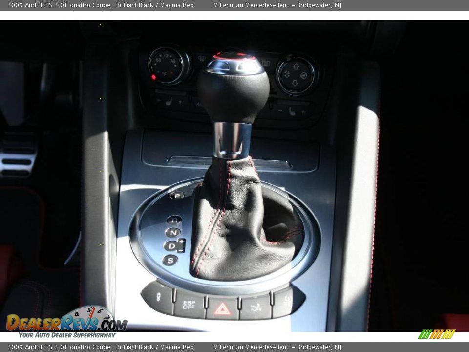 2009 Audi TT S 2.0T quattro Coupe Brilliant Black / Magma Red Photo #17