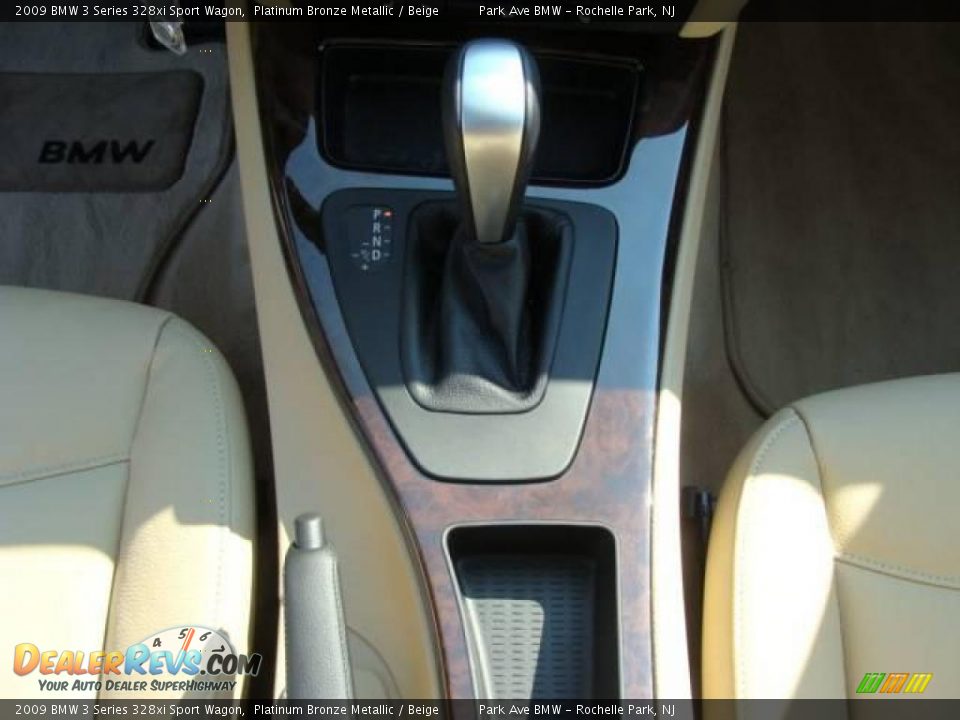 2009 BMW 3 Series 328xi Sport Wagon Platinum Bronze Metallic / Beige Photo #16