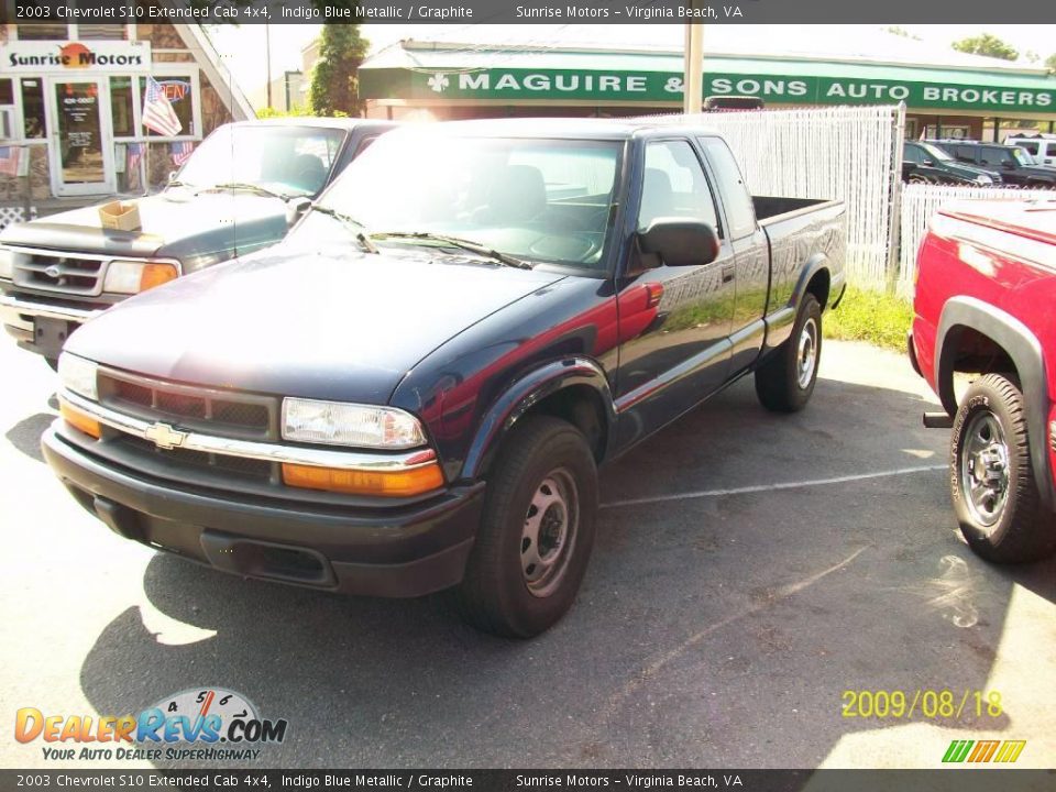 2003 Chevrolet S10 Extended Cab 4x4 Indigo Blue Metallic / Graphite Photo #3