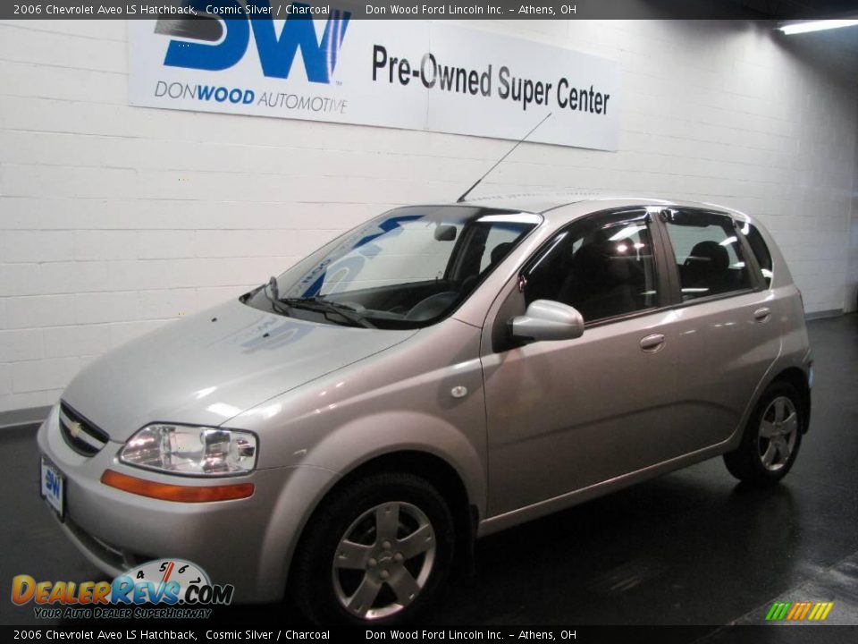 2006 Chevrolet Aveo LS Hatchback Cosmic Silver / Charcoal Photo #2