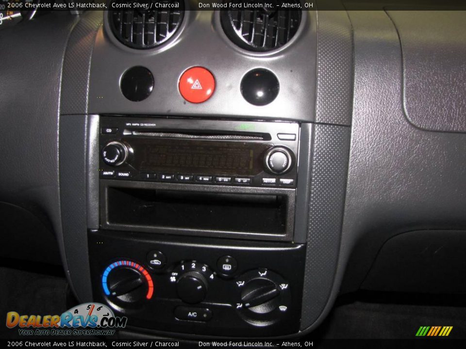 2006 Chevrolet Aveo LS Hatchback Cosmic Silver / Charcoal Photo #18