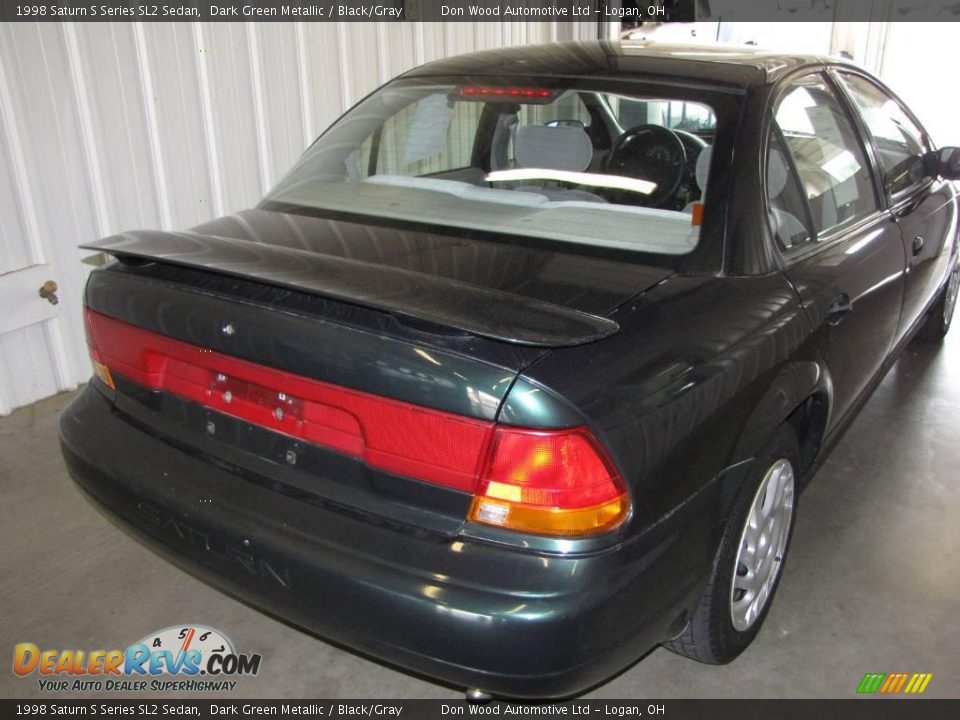 1998 Saturn S Series SL2 Sedan Dark Green Metallic / Black/Gray Photo #5