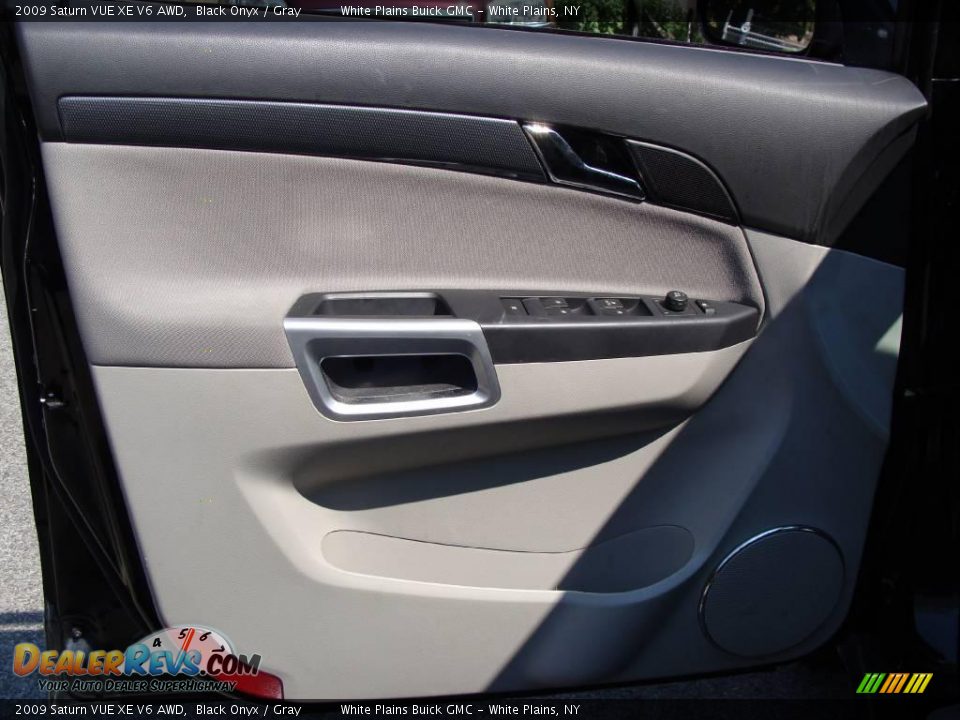 2009 Saturn VUE XE V6 AWD Black Onyx / Gray Photo #10