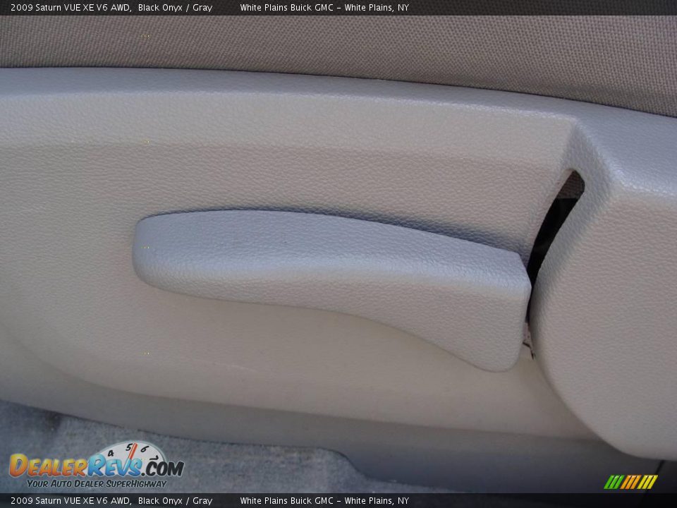 2009 Saturn VUE XE V6 AWD Black Onyx / Gray Photo #12