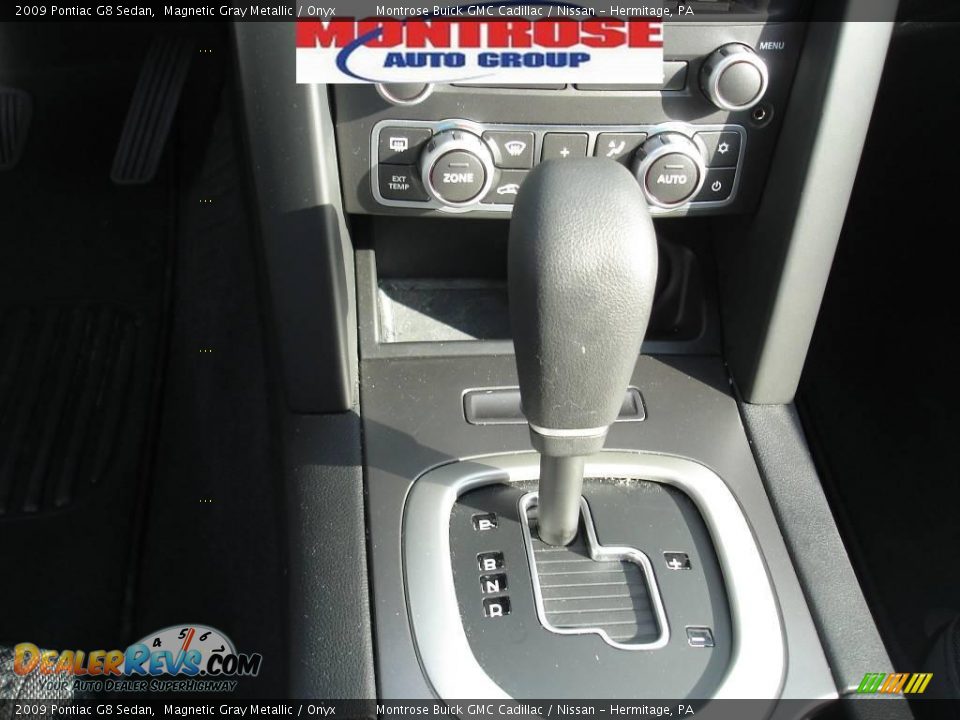 2009 Pontiac G8 Sedan Magnetic Gray Metallic / Onyx Photo #28