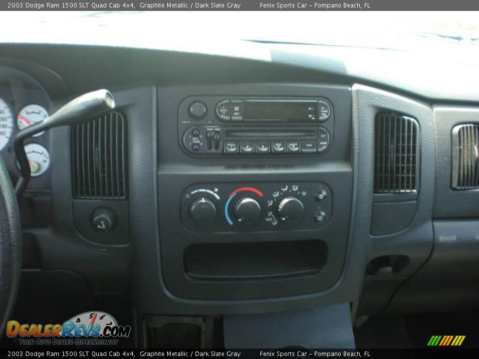 2003 Dodge Ram 1500 SLT Quad Cab 4x4 Graphite Metallic / Dark Slate Gray Photo #17