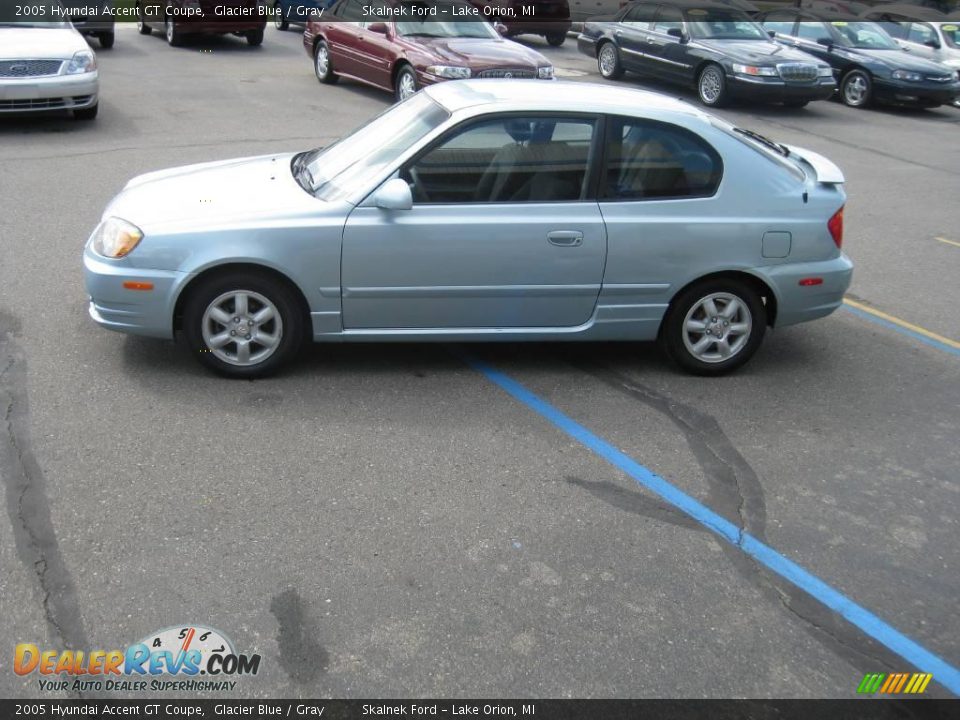 2005 Hyundai Accent GT Coupe Glacier Blue / Gray Photo #9
