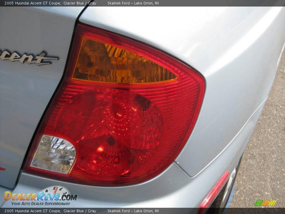 2005 Hyundai Accent GT Coupe Glacier Blue / Gray Photo #17