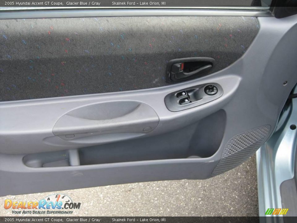 2005 Hyundai Accent GT Coupe Glacier Blue / Gray Photo #21
