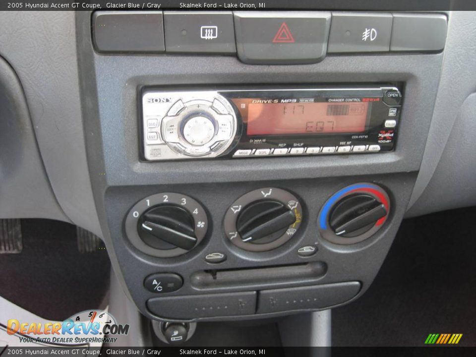 2005 Hyundai Accent GT Coupe Glacier Blue / Gray Photo #23