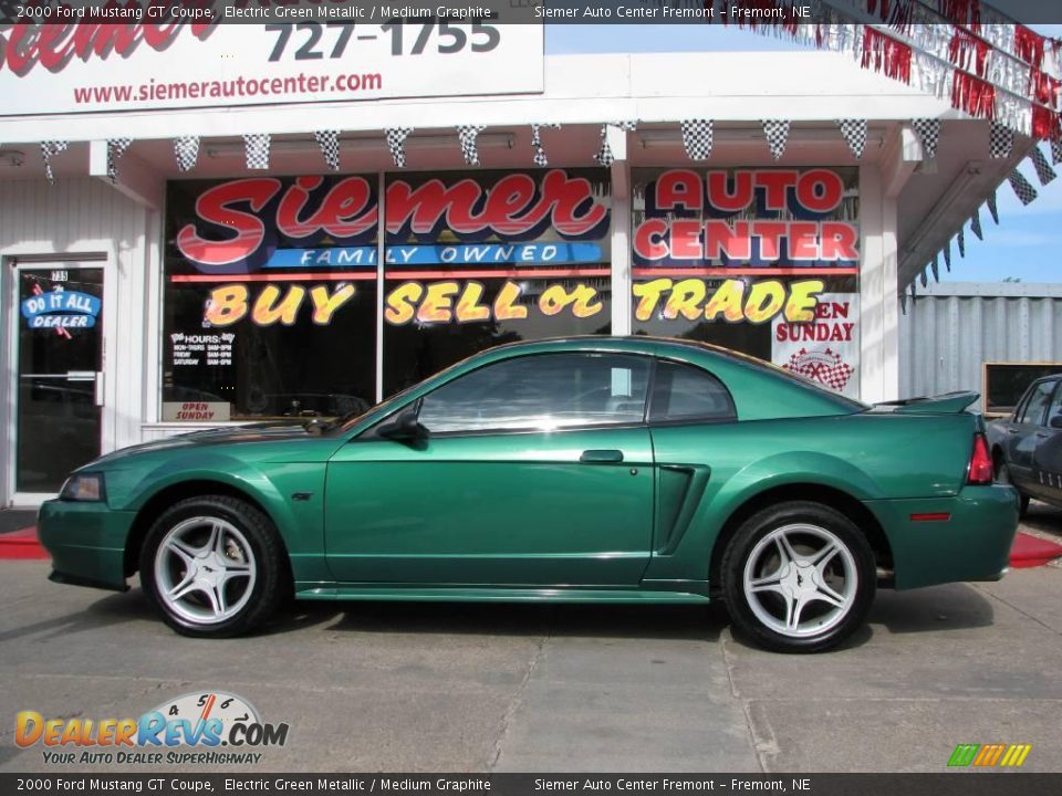 2000 Ford Mustang GT Coupe Electric Green Metallic / Medium Graphite Photo #1