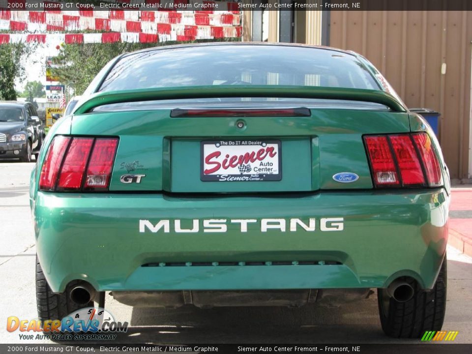 2000 Ford Mustang GT Coupe Electric Green Metallic / Medium Graphite Photo #3