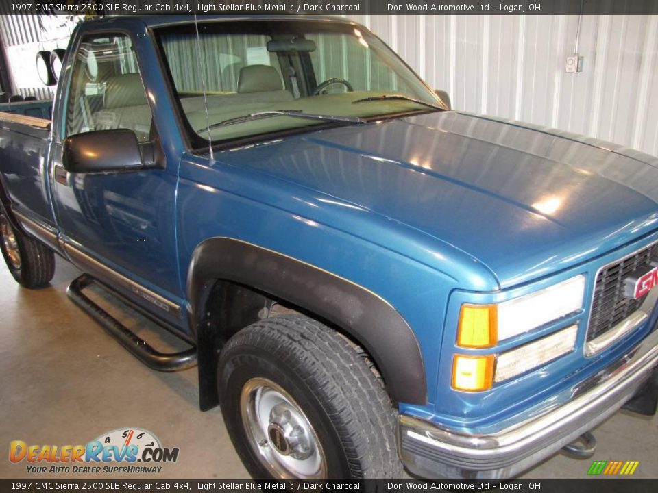 1997 GMC Sierra 2500 SLE Regular Cab 4x4 Light Stellar Blue Metallic / Dark Charcoal Photo #1