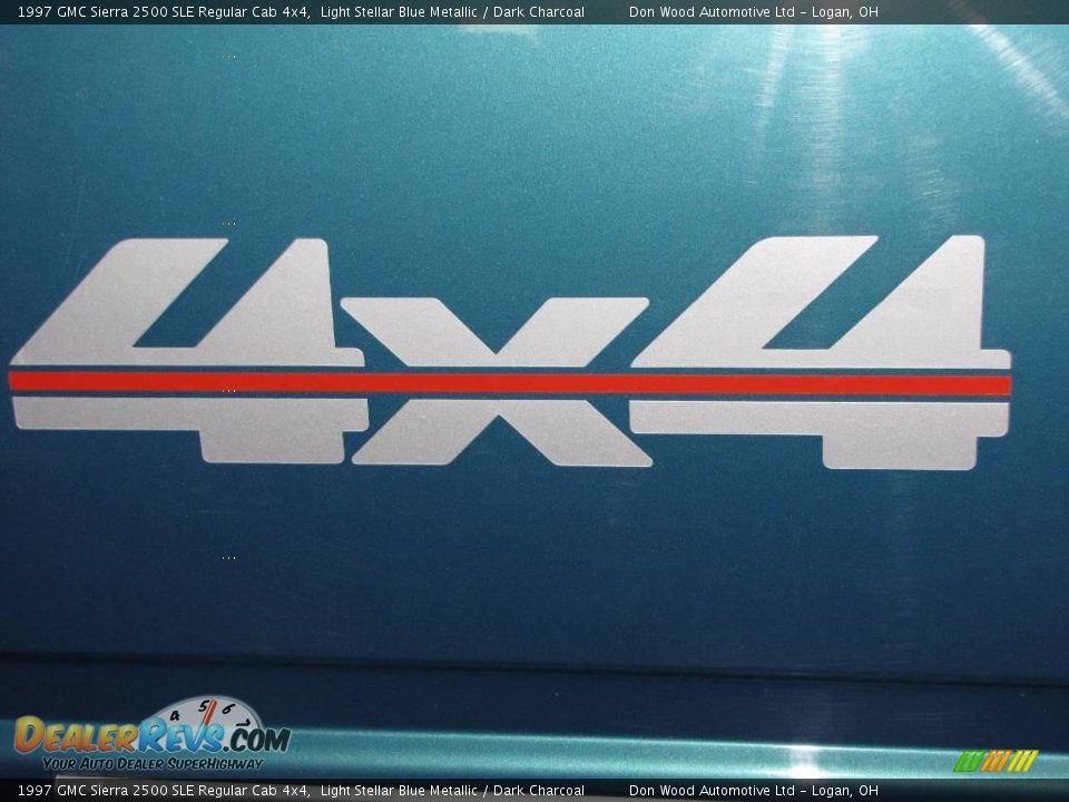 1997 GMC Sierra 2500 SLE Regular Cab 4x4 Light Stellar Blue Metallic / Dark Charcoal Photo #9