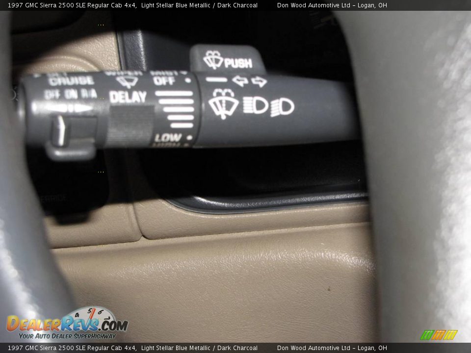 1997 GMC Sierra 2500 SLE Regular Cab 4x4 Light Stellar Blue Metallic / Dark Charcoal Photo #13