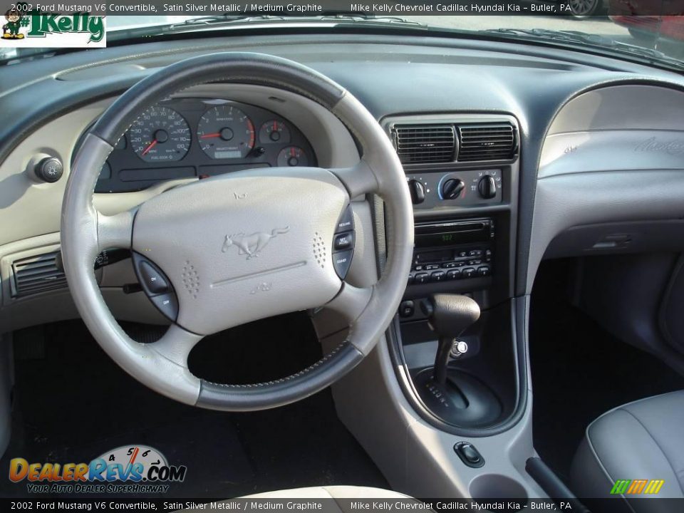 2002 Ford Mustang V6 Convertible Satin Silver Metallic / Medium Graphite Photo #10