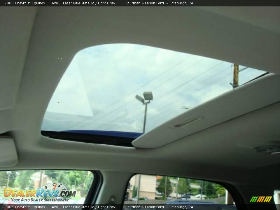 2005 Chevrolet Equinox LT AWD Laser Blue Metallic / Light Gray Photo #16