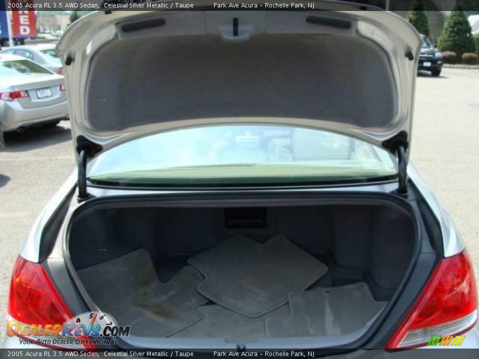 2005 Acura RL 3.5 AWD Sedan Celestial Silver Metallic / Taupe Photo #17