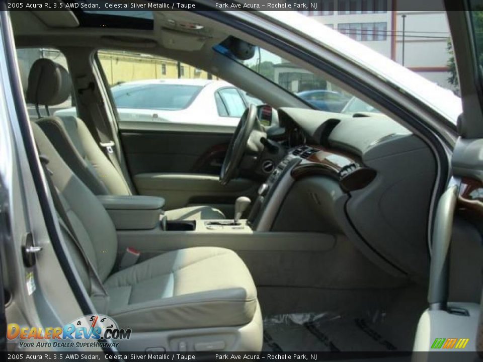 2005 Acura RL 3.5 AWD Sedan Celestial Silver Metallic / Taupe Photo #21