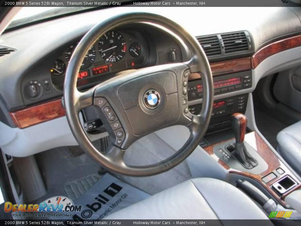 2000 BMW 5 Series 528i Wagon Titanium Silver Metallic / Gray Photo #9