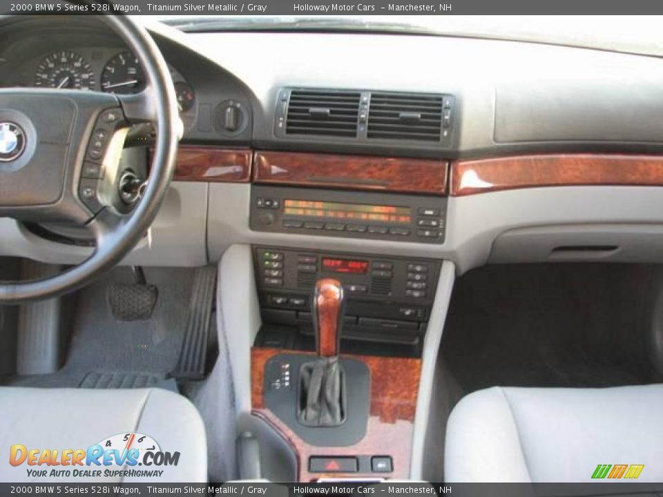 2000 BMW 5 Series 528i Wagon Titanium Silver Metallic / Gray Photo #10