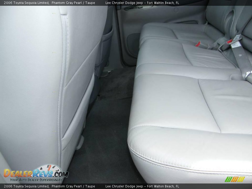 2006 Toyota Sequoia Limited Phantom Gray Pearl / Taupe Photo #22