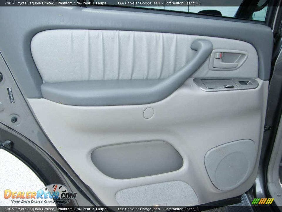 2006 Toyota Sequoia Limited Phantom Gray Pearl / Taupe Photo #24