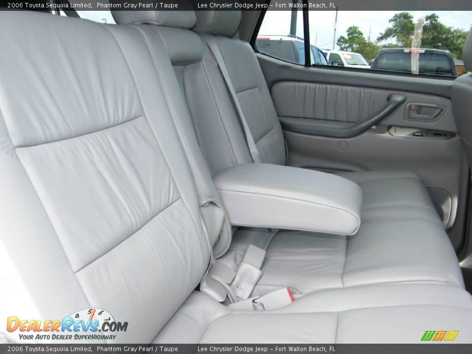 2006 Toyota Sequoia Limited Phantom Gray Pearl / Taupe Photo #28