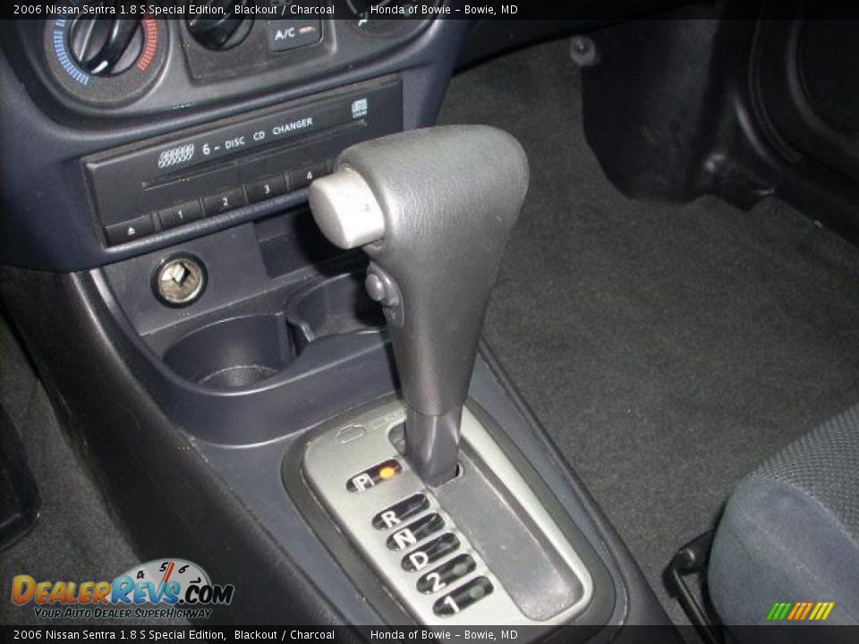 2006 Nissan Sentra 1.8 S Special Edition Blackout / Charcoal Photo #14