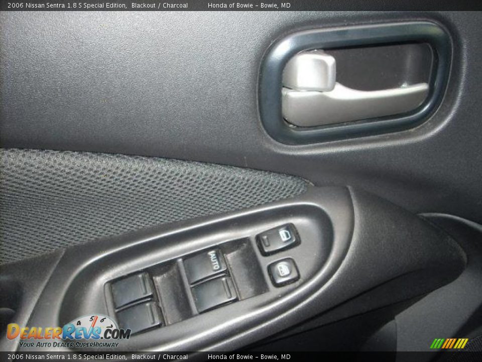 2006 Nissan Sentra 1.8 S Special Edition Blackout / Charcoal Photo #17