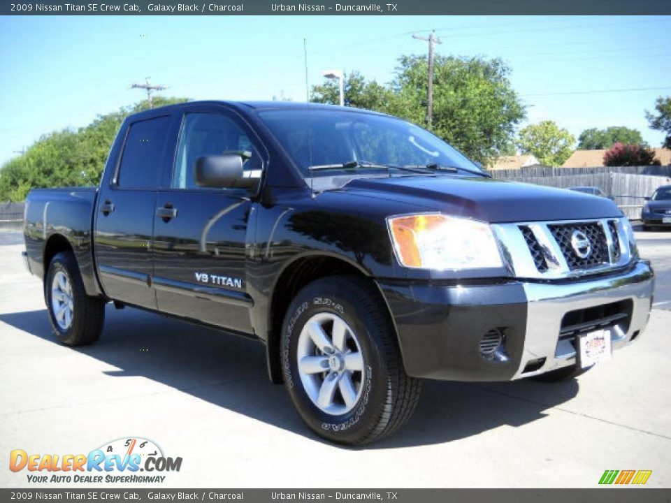 2009 Nissan Titan SE Crew Cab Galaxy Black / Charcoal Photo #3