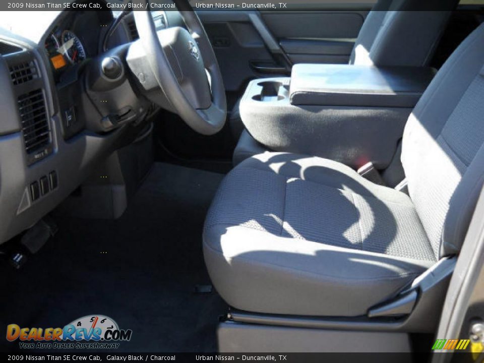 2009 Nissan Titan SE Crew Cab Galaxy Black / Charcoal Photo #8