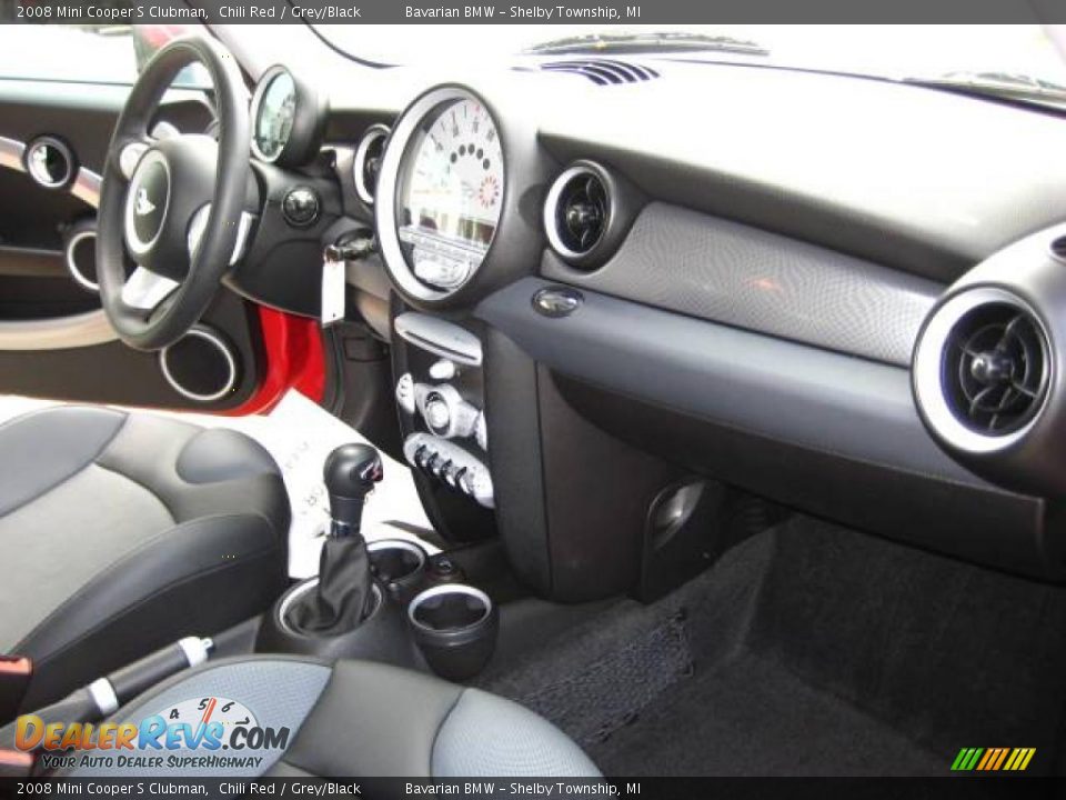 2008 Mini Cooper S Clubman Chili Red / Grey/Black Photo #16