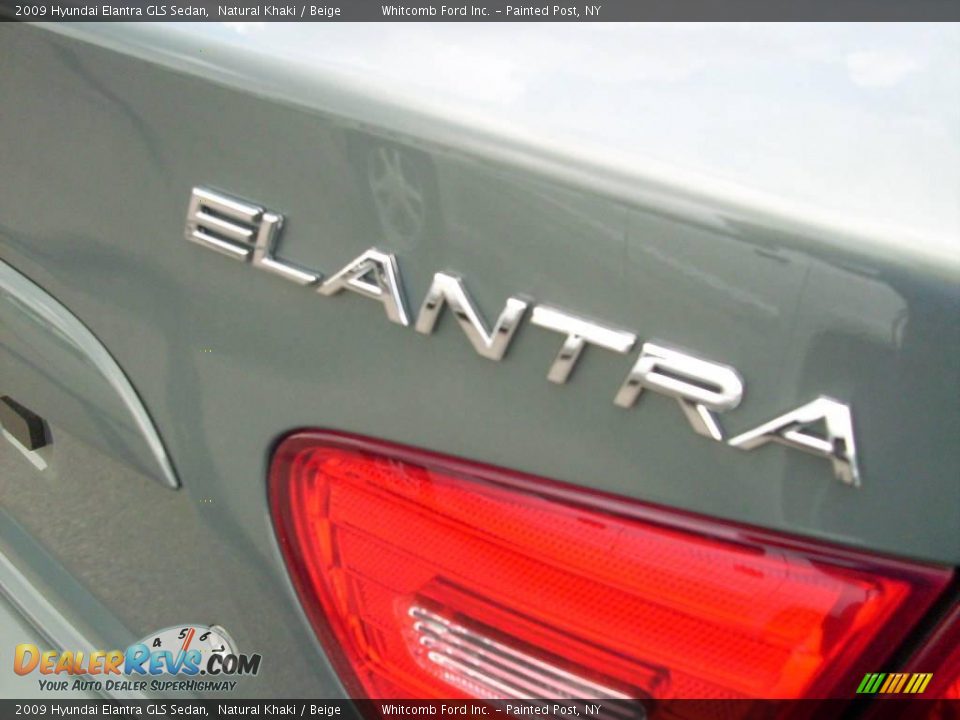 2009 Hyundai Elantra GLS Sedan Natural Khaki / Beige Photo #13