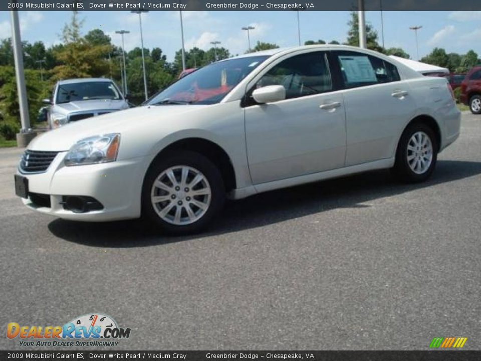 2009 Mitsubishi Galant ES Dover White Pearl / Medium Gray Photo #2