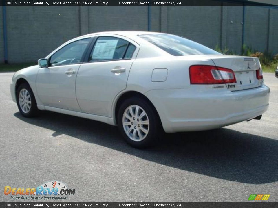 2009 Mitsubishi Galant ES Dover White Pearl / Medium Gray Photo #4