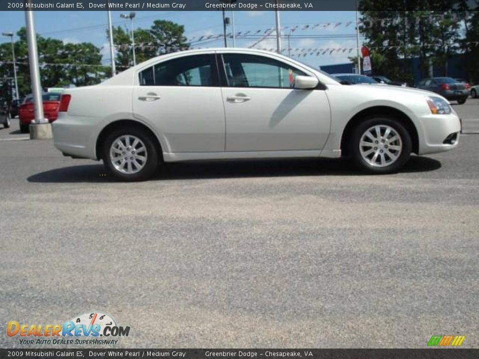 2009 Mitsubishi Galant ES Dover White Pearl / Medium Gray Photo #7