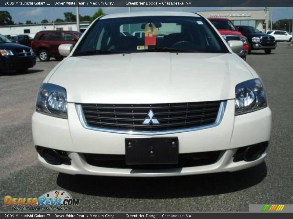 2009 Mitsubishi Galant ES Dover White Pearl / Medium Gray Photo #9
