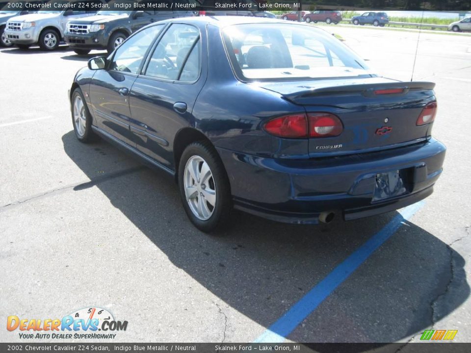 2002 Chevrolet Cavalier Z24 Sedan Indigo Blue Metallic / Neutral Photo #8