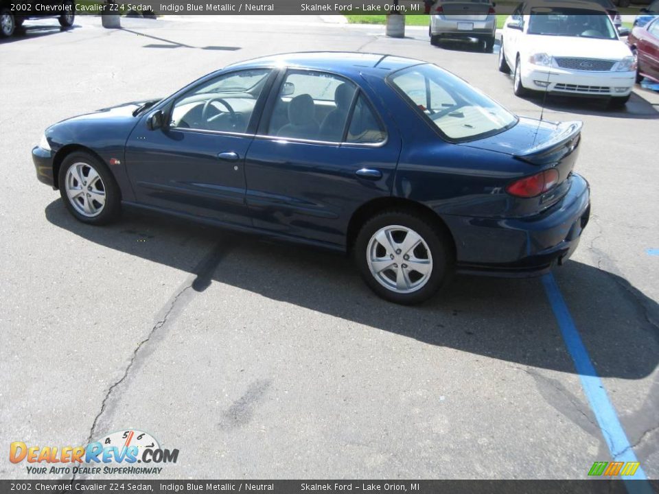 2002 Chevrolet Cavalier Z24 Sedan Indigo Blue Metallic / Neutral Photo #9