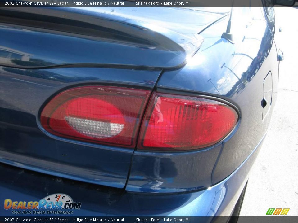 2002 Chevrolet Cavalier Z24 Sedan Indigo Blue Metallic / Neutral Photo #23