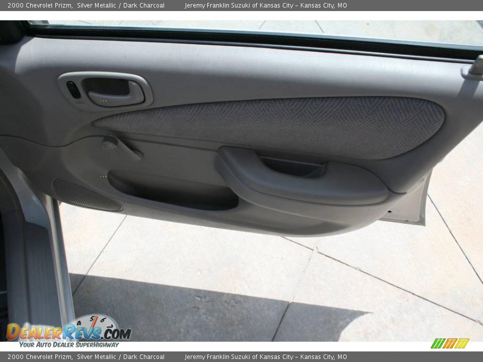 2000 Chevrolet Prizm Silver Metallic / Dark Charcoal Photo #12